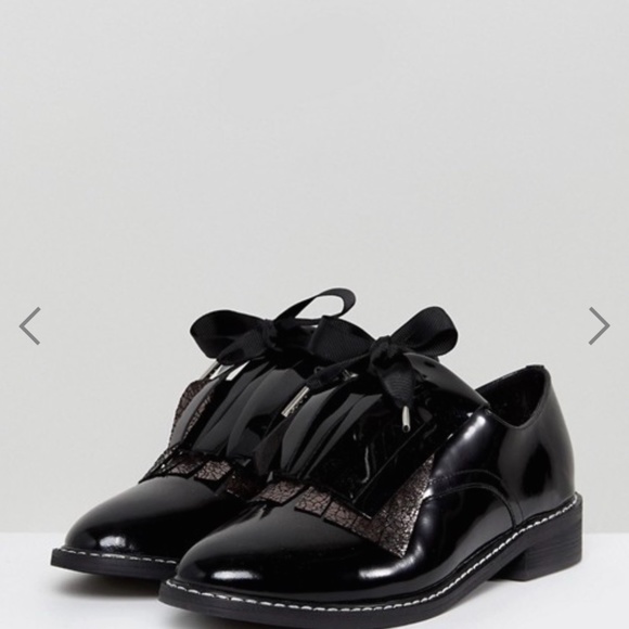 ASOS Leather Flat Shoes - Picture 4 of 4